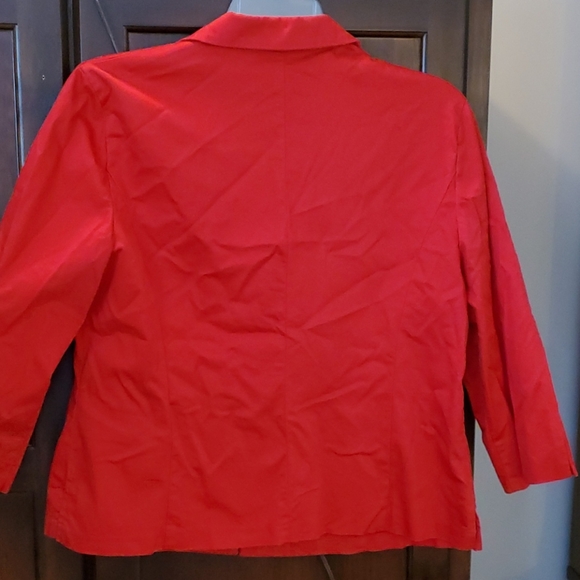 Blazer - Picture 5 of 6